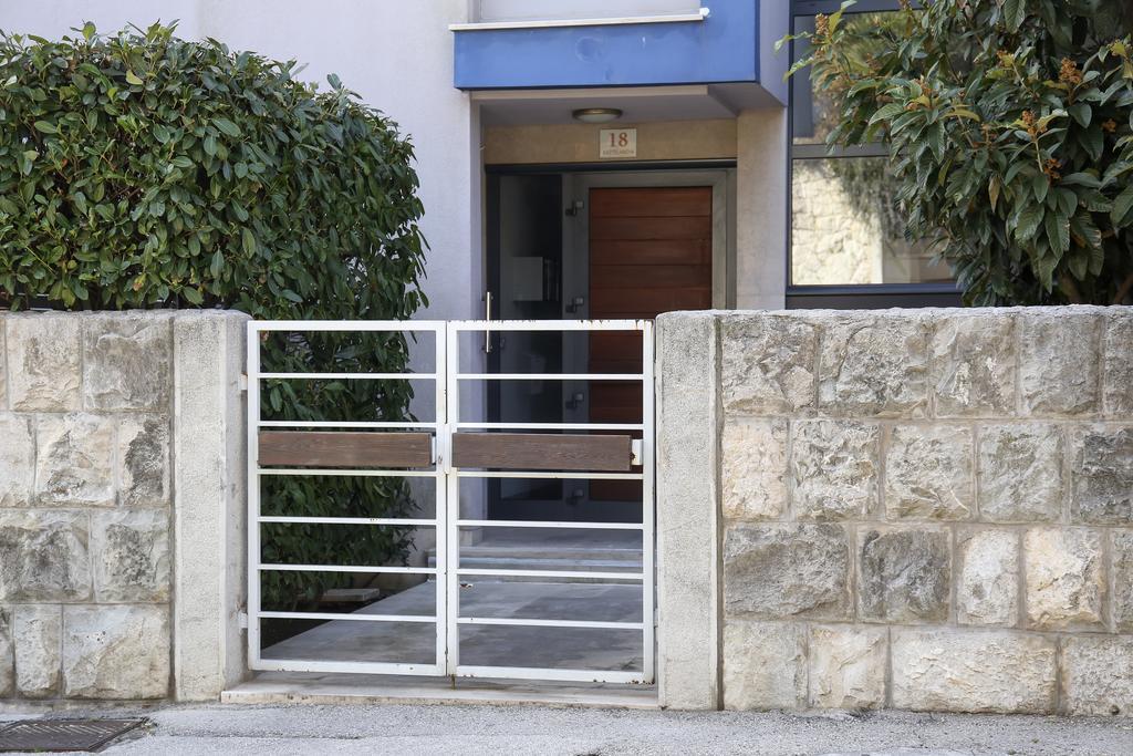 Lavanda Dream Apartment Сплит Екстериор снимка